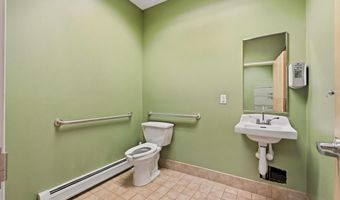 878-880 BROADWAY, Bayonne, NJ 07002