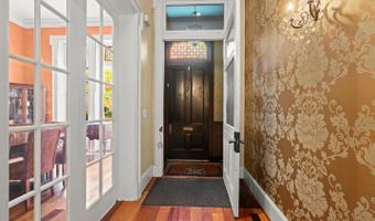 1007 N CALVERT St, Baltimore, MD 21202