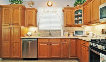 30 Solomans Dr, Barnegat, NJ 08005