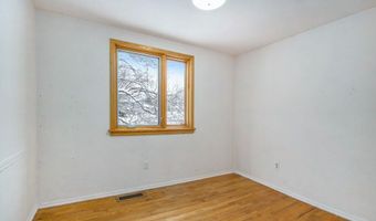 1276 Kuehnle Ct, Ann Arbor, MI 48103