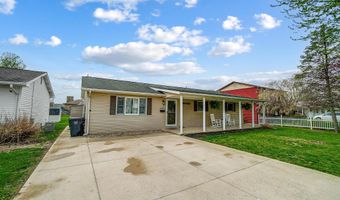 135 Kraft Dr, Ashville, OH 43103