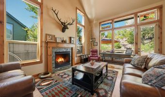 60875 Goldenwood Loop, Bend, OR 97702