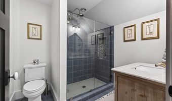 16 Blacks Lndg, Belfast, ME 04915