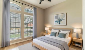 5605 Overland Dr, The Colony, TX 75056