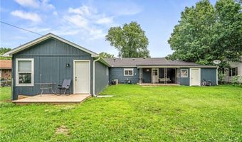 233 W 5th St, Adrian, MO 64720