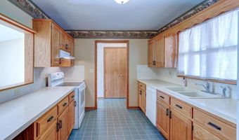 235 Random Rd, Arkansas City, KS 67005