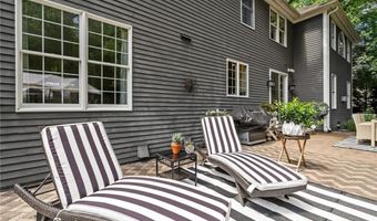 470 Sylvan Ct, North Kingstown, RI 02874