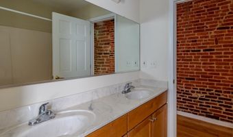 1712 THAMES St, Baltimore, MD 21231