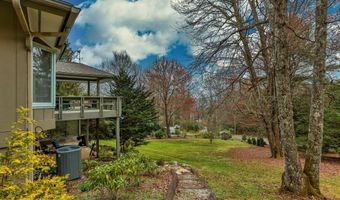 521 Azalea Ln, Cashiers, NC 28717
