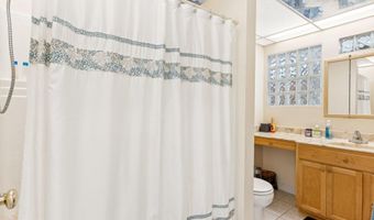 1816 WOODS Rd, Annapolis, MD 21401