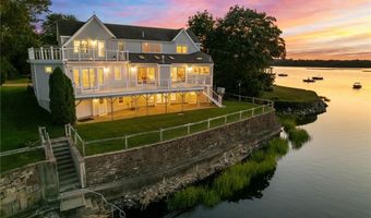 99 Boyce Ave, Barrington, RI 02806