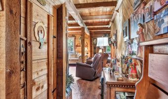 684 Mardis Point Rd, Baileyton, AL 35019