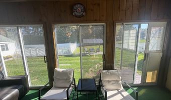 41 Mansion St, Bellingham, MA 02019