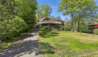 4 Alan Rd, Danbury, CT 06810