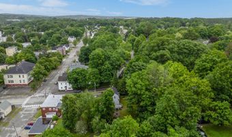 127 Broad St, Auburn, ME 04210