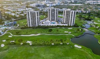 20367 W Country Club Dr L25, Aventura, FL 33180