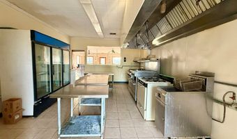 21 Fair St, Baxley, GA 31513