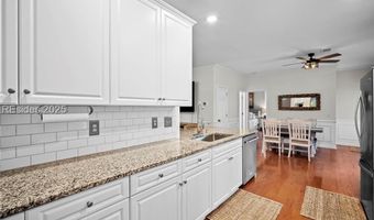 142 Regent Ave, Bluffton, SC 29910
