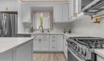 996 WHITNEY Ln, Ambler, PA 19002