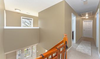 110 Oakwood Cir, Bristol, CT 06010