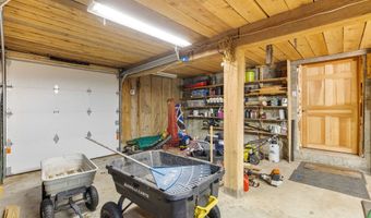 137 Pond Rd, Campton, NH 03223