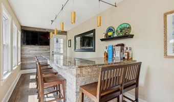 215 W Fremont St, Arlington Heights, IL 60004