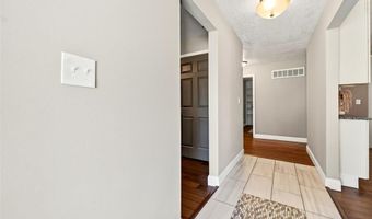 1014 Bedford Ln, Ballwin, MO 63011