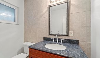 9306 PARKHILL Ter, Bethesda, MD 20814