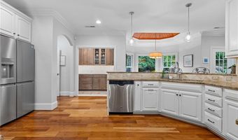 105 Sycamore Commons Ln, Advance, NC 27006