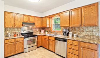 750 Engelhart Dr, Madison, WI 53713