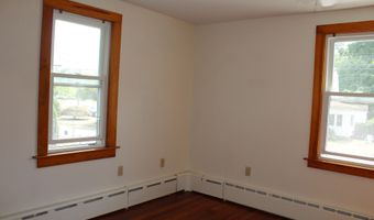 126 Chestnut St, Branford, CT 06405