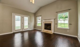 11 Water St, Aberdeen, NJ 07747