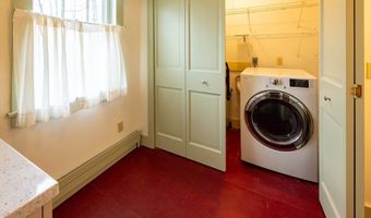25 S Main St, Belchertown, MA 01007