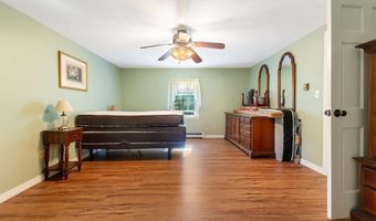 114 Garden Cir, Auburn, ME 04210