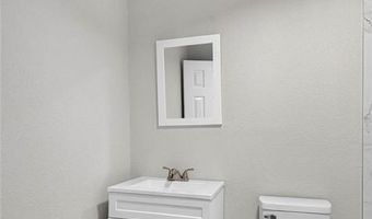 422 London St, Alma, AR 72921