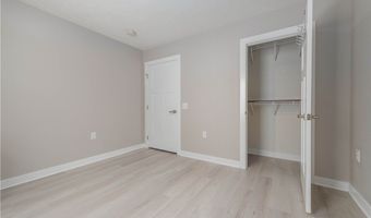 373 Pebble Creek Ct, Amherst, OH 44001