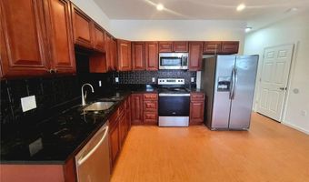 2159 S Poplar St, Allentown, PA 18103