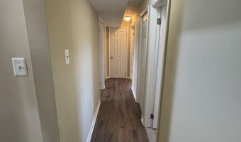 8001 HAMMOND St, Alexandria, VA 22309