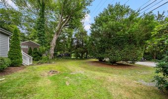 22 Hull St, Jamestown, RI 02835