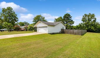 3419 Pawnee Village Dr, Benton, AR 72015