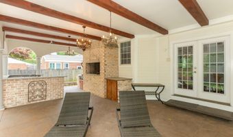 9715 SINGLETON Dr, Bethesda, MD 20817