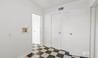 402 E Poplar St, Atmore, AL 36502