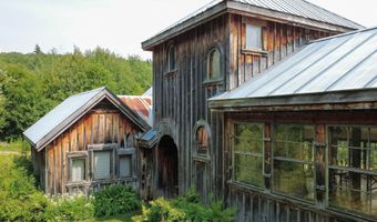 859 Whitehill Rd, Barnet, VT 05821