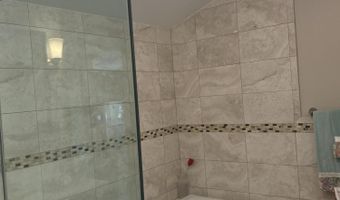 385 Brookfield Ave, Staten Island, NY 10308