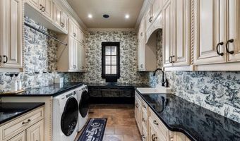 290 Ardsley Ln, Alpharetta, GA 30005