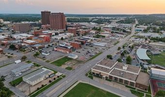 100 SE Dewey Ave, Bartlesville, OK 74003
