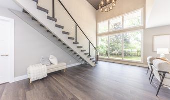 2971 Daleview Dr, Ann Arbor, MI 48105