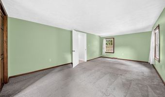 19 Greenleaf St, Billerica, MA 01821