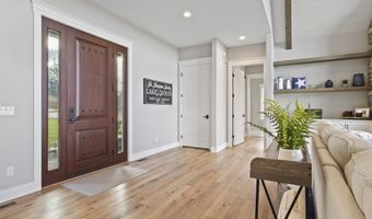 9214 Myrtle Ln, Alden, MI 49612