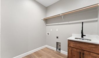 815 Great Basin Ln, Fallon, NV 89406
